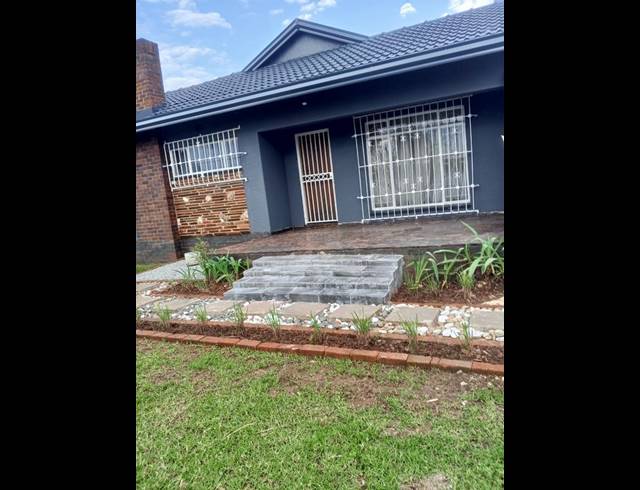 3 BEDROOM PROPERTY TO RENT IN ELSPARK